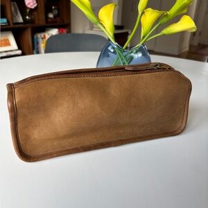 Coach 5020 Wetpack Leather Toiletry Makeup Pouch Bag Putty Tan